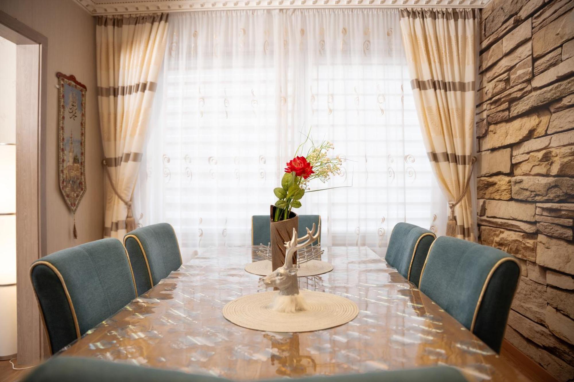 Apartment Messe Naehe 4 *